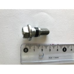 Болт поддона двигателя 4HK1 Isuzu NQR75