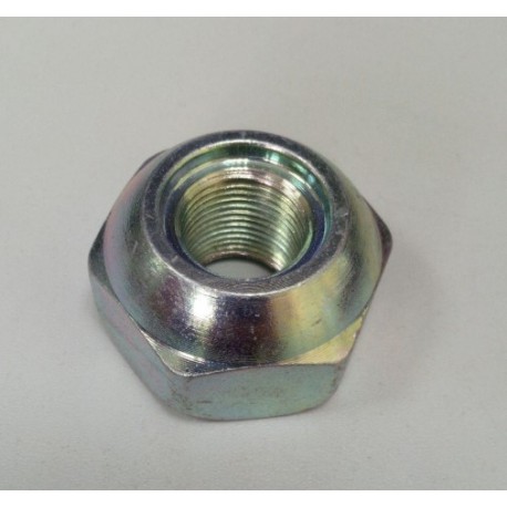 Гайка шпильки FR RH Hyundai HD65/72/78